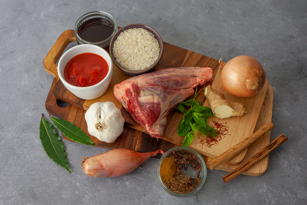 Raw ingredients to make your lamb shank curry